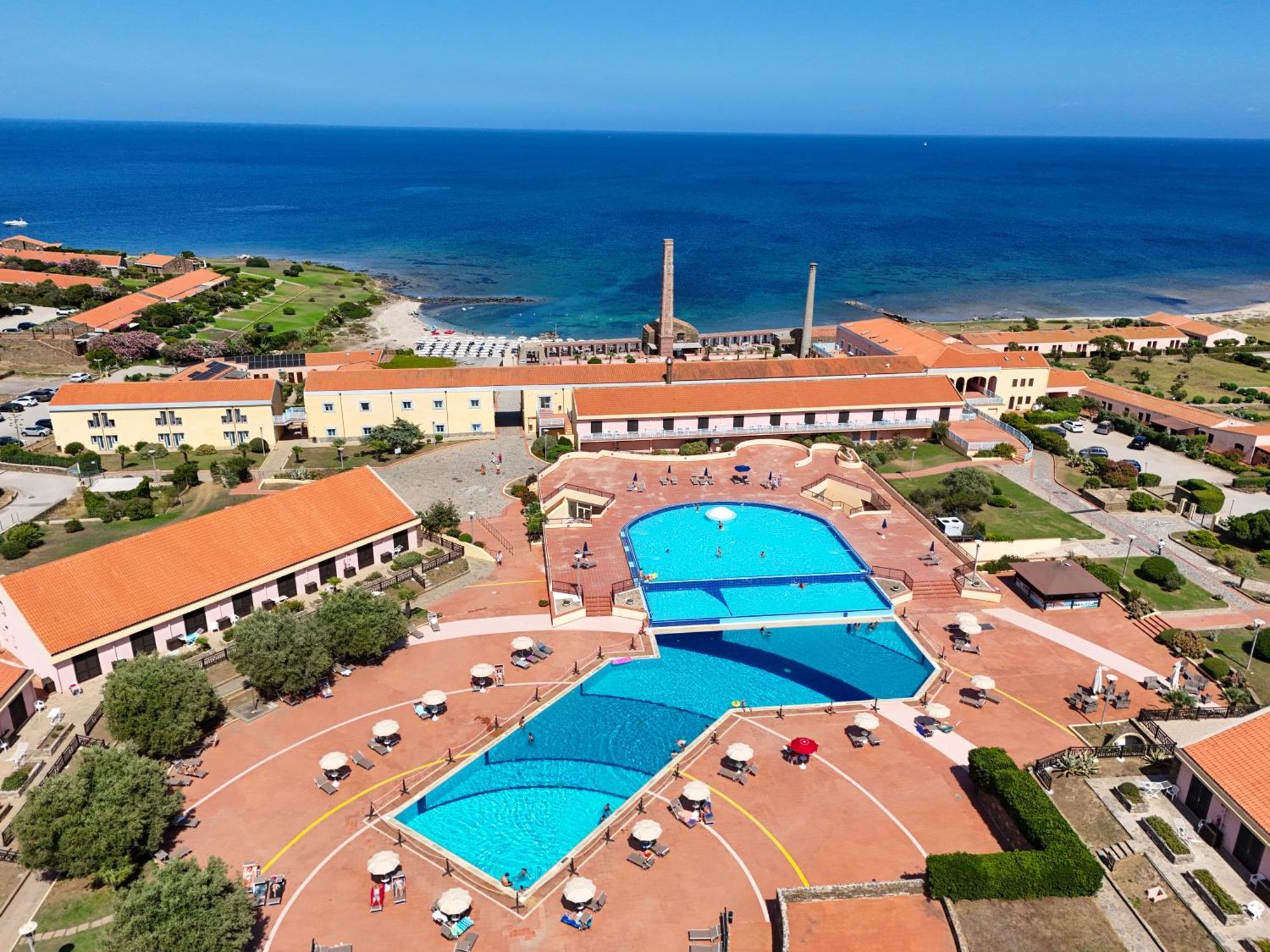 Le Tonnare Di Stintino - Beach Resort Extérieur photo